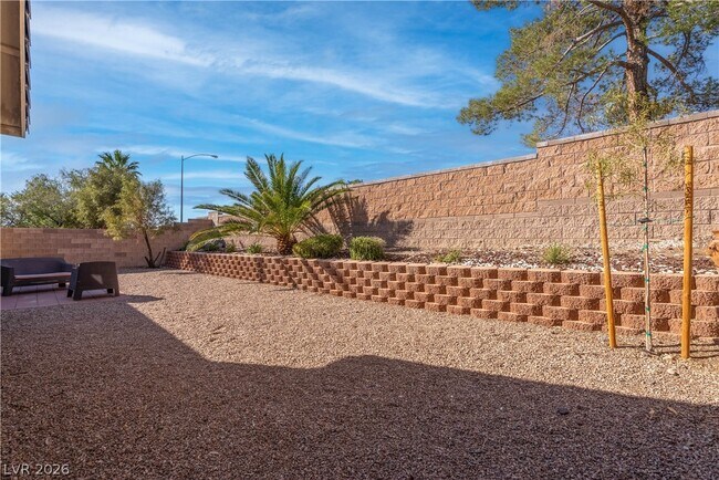 Building Photo - 2294 Tedesca Dr