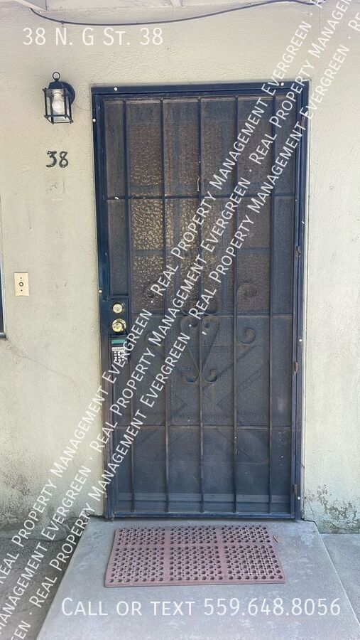 Primary Photo - 38 N G St