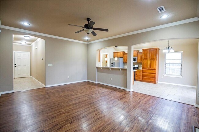 Building Photo - 4312 W Murfield Dr