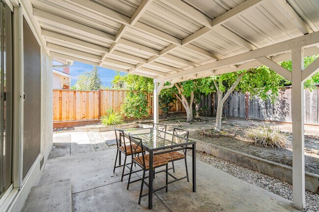 Building Photo - Rare Single-Story 4-Bedroom Home with Two Primary Suites in West San Jose