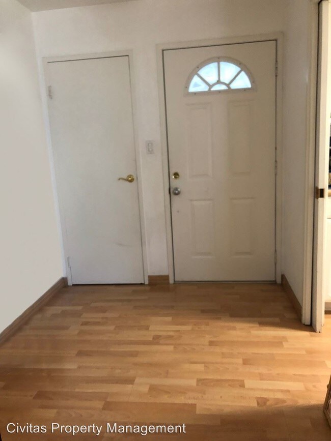 Building Photo - 3 br, 2.5 bath House - 2671 Webster Ct