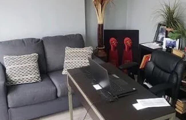 Building Photo - 237 Park Ln