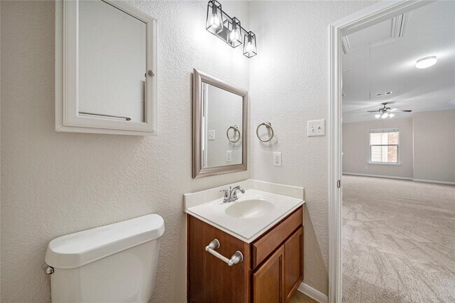Building Photo - 6139 Sierra Springs Ln