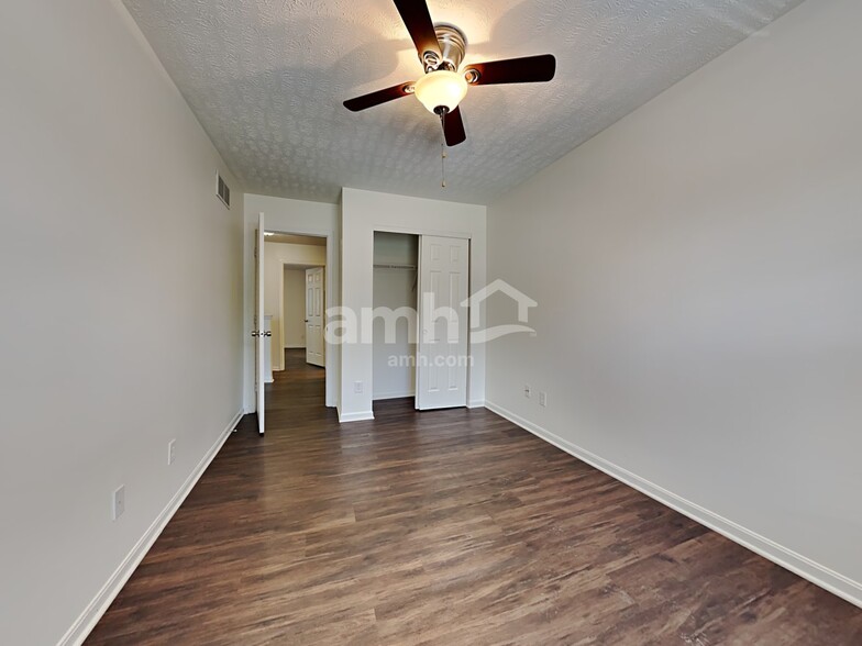 Building Photo - 4645 Bluejay Ct