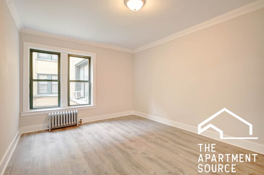 Building Photo - 2333 N Spaulding Ave