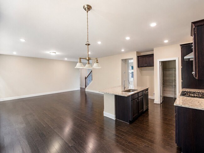Building Photo - 1624 Lampwick Ct