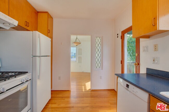 Building Photo - 2534 7th St