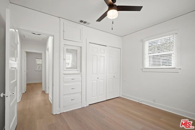 Building Photo - 1563 E Elizabeth St