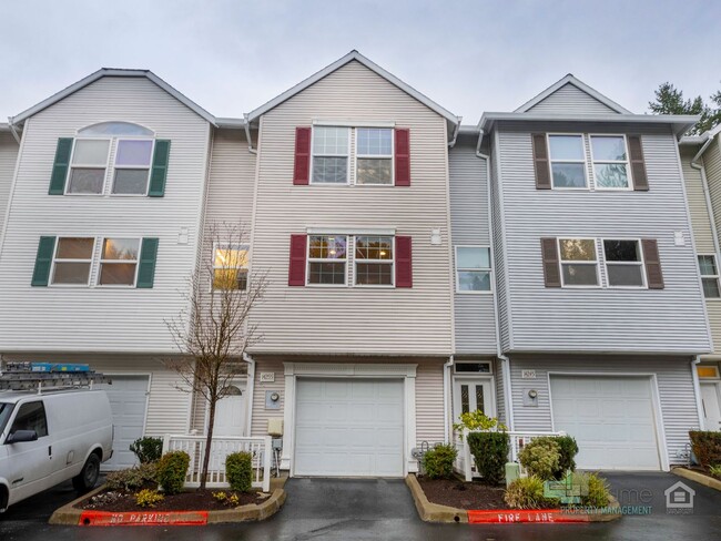 Building Photo - Murrayhill 2 Bd/2.5 Bth Townhome near Nike...