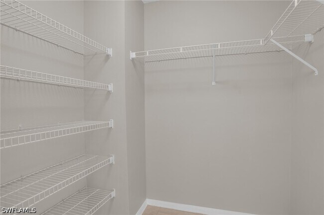 Building Photo - 6560 Huntington Lakes Cir