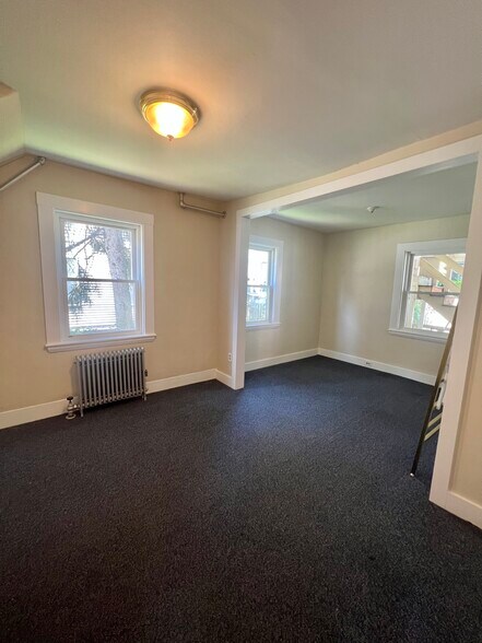Building Photo - 117 Beacon St
