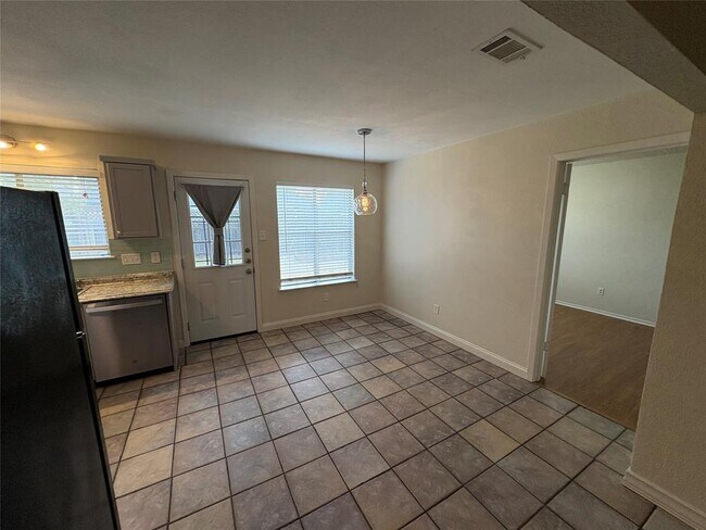 Building Photo - 3800 Tattershall Ln
