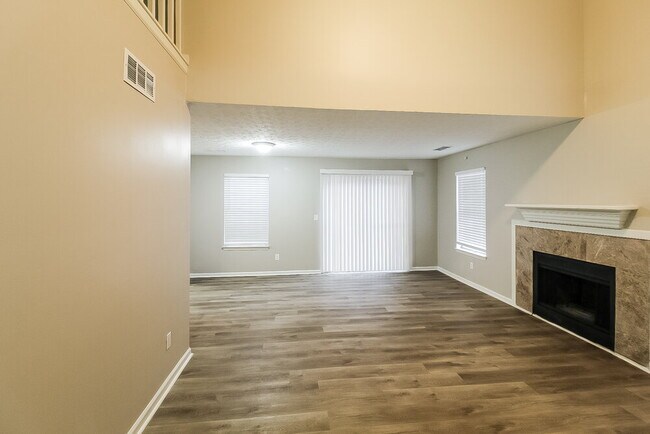 Building Photo - 1970 Corners Cir