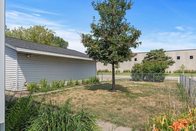 Building Photo - 4416 83rd Cir N