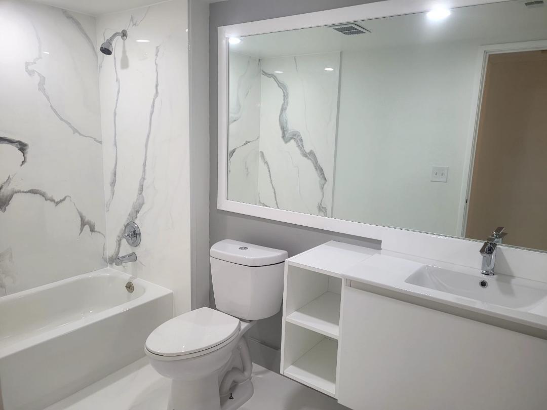 Building Photo - 3208 Coral Lake Ln