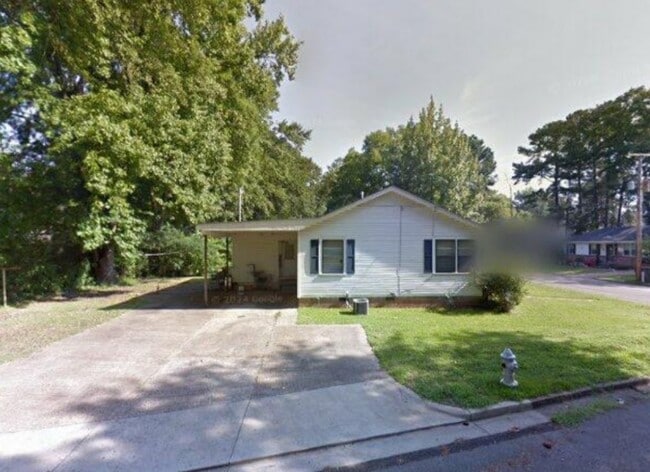 Primary Photo - 609 Hibner St