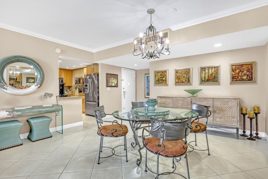 Building Photo - 3450 S Ocean Blvd