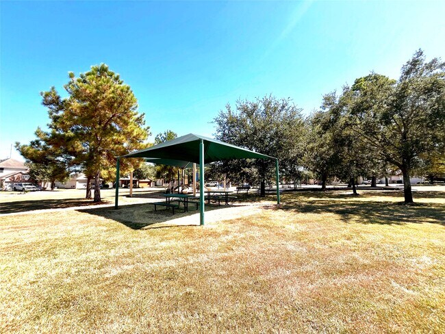 Building Photo - 20330 Pine Water Ln