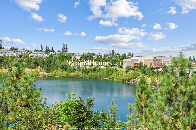 Primary Photo - Two Bedroom Condo in Progress Ridge - Lake...