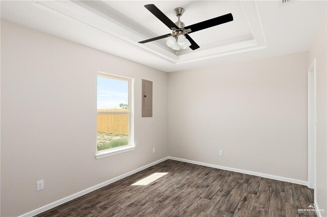 Building Photo - 14 N Sugar Bear Dr