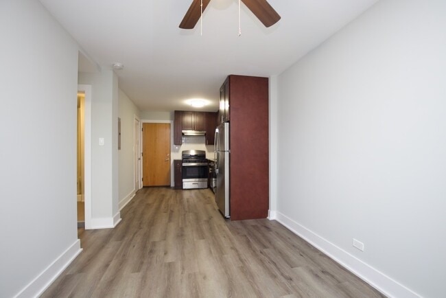 Building Photo - 725 St Johns Ave