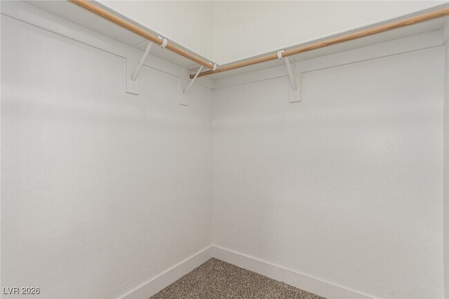 Building Photo - 788 Forest Peak St