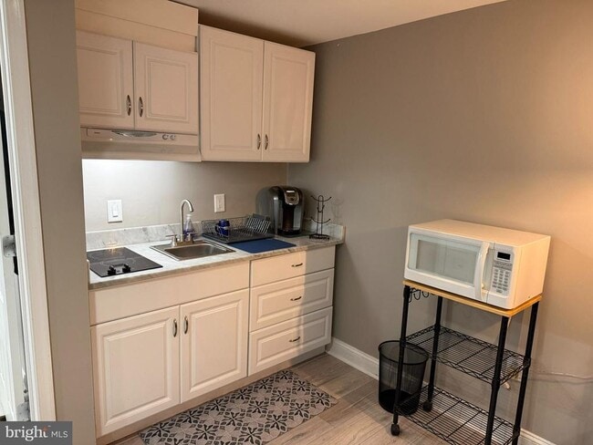 Building Photo - 2568 Ambling Cir