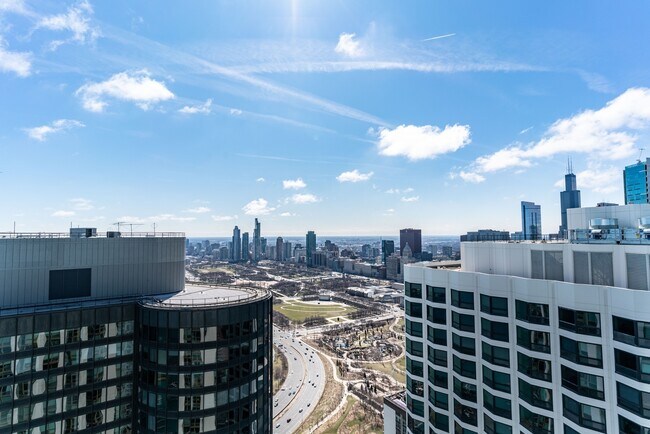 Building Photo - 195 N Harbor Dr