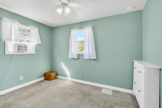 Building Photo - Cozy & Convenient 2BR/1BA Living in the Heart of Greer! $825/mo rent