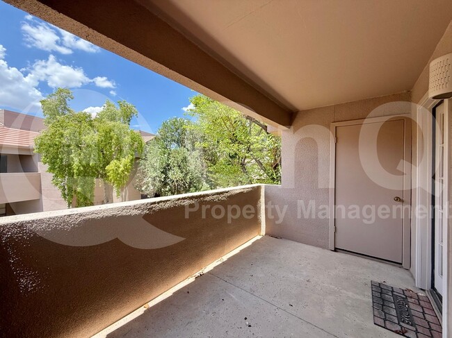Building Photo - 5950 N 78th St