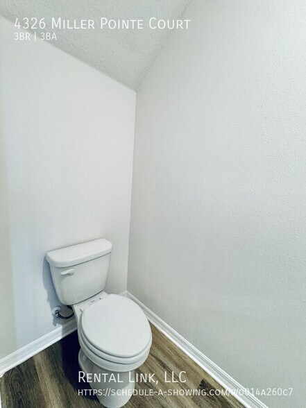 Building Photo - 4326 Miller Pointe Ct