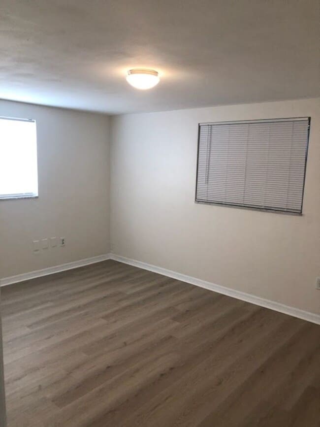 Building Photo - Beautiful remodeled home!
