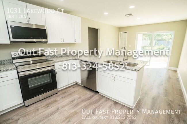 Building Photo - 1031 Lakewood Ct