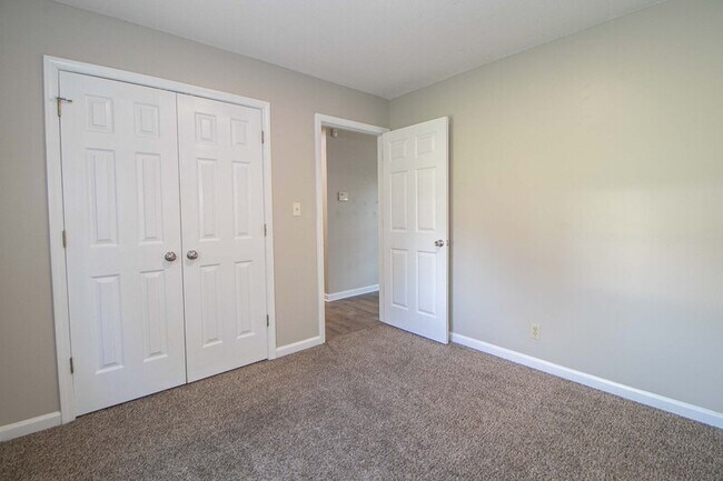 Building Photo - 2009 Timberline Cir