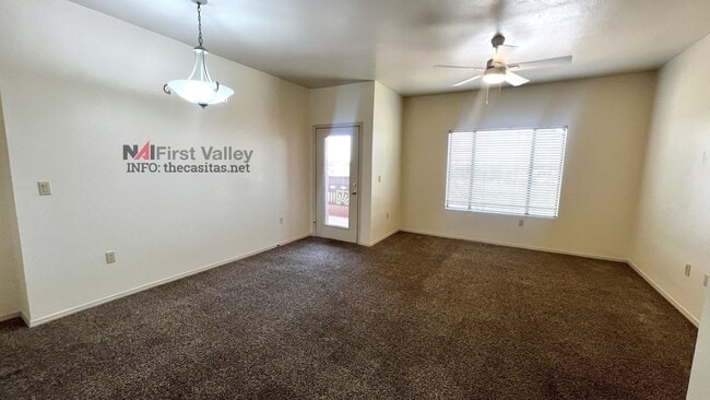 Building Photo - 3 Bedrooms, 2 Baths