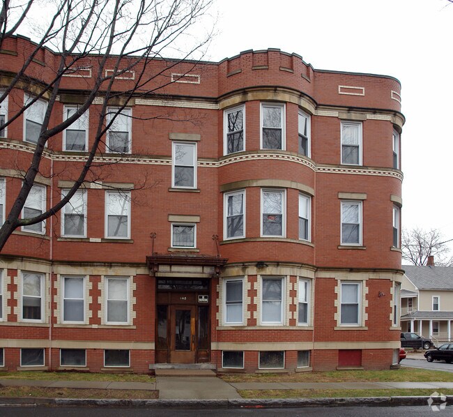 Building Photo - 148 Pearl St