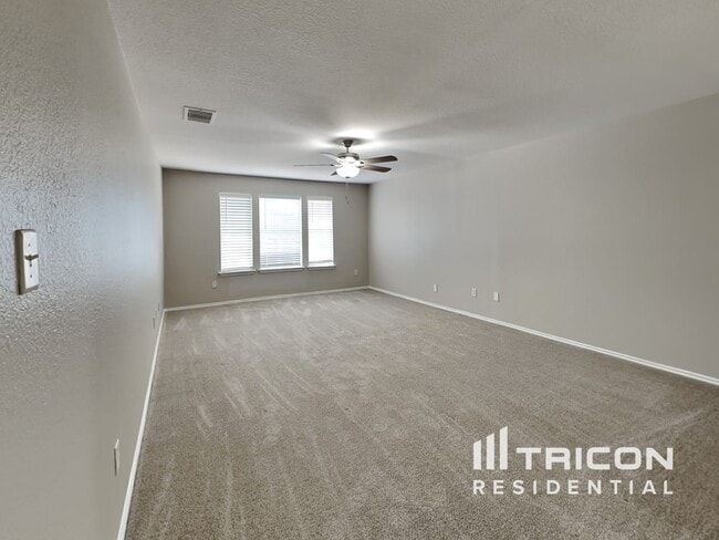 Building Photo - 5926 Ironmill Creek