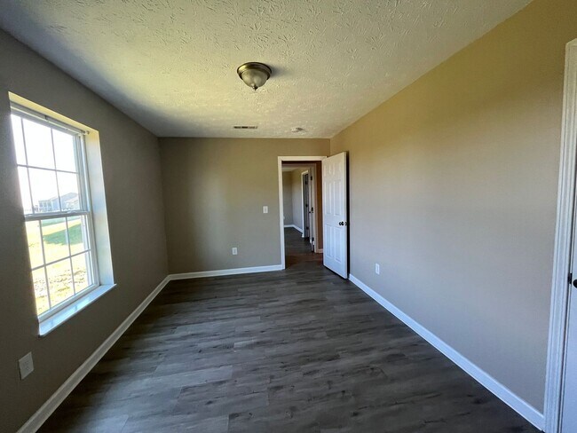Building Photo - 3 bedroom 2 bath Single Family home in Dan...