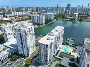 Building Photo - 18061 Biscayne Blvd