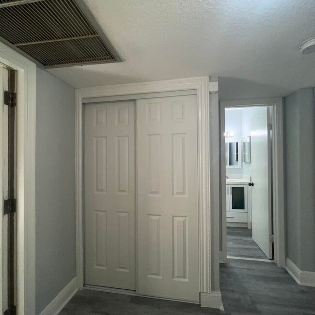 Building Photo - 3427 NW 47th Ave