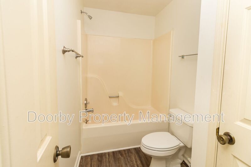 Building Photo - 311 Gardner St