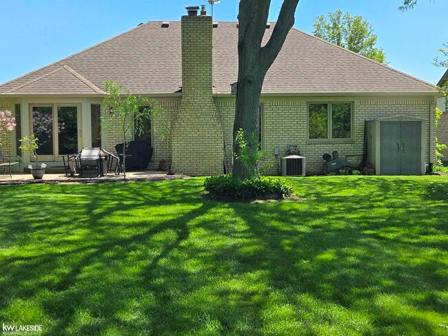 Building Photo - 52843 Deerwood Dr