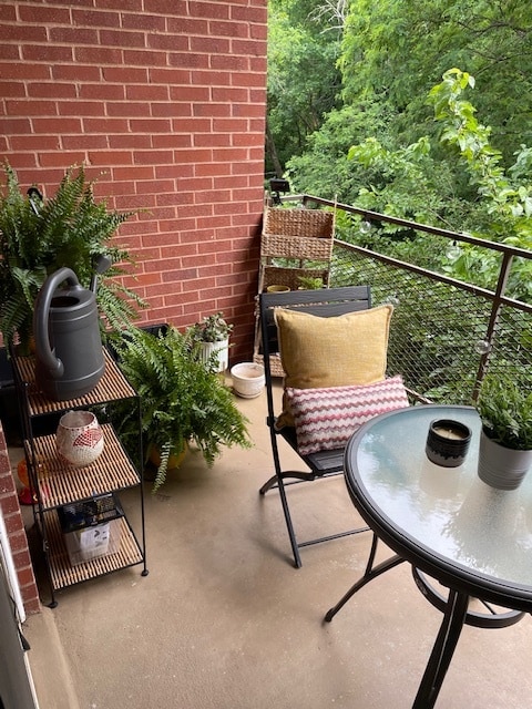 Building Photo - 250 Little St