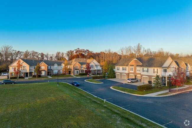 Building Photo - Timberline Meadows