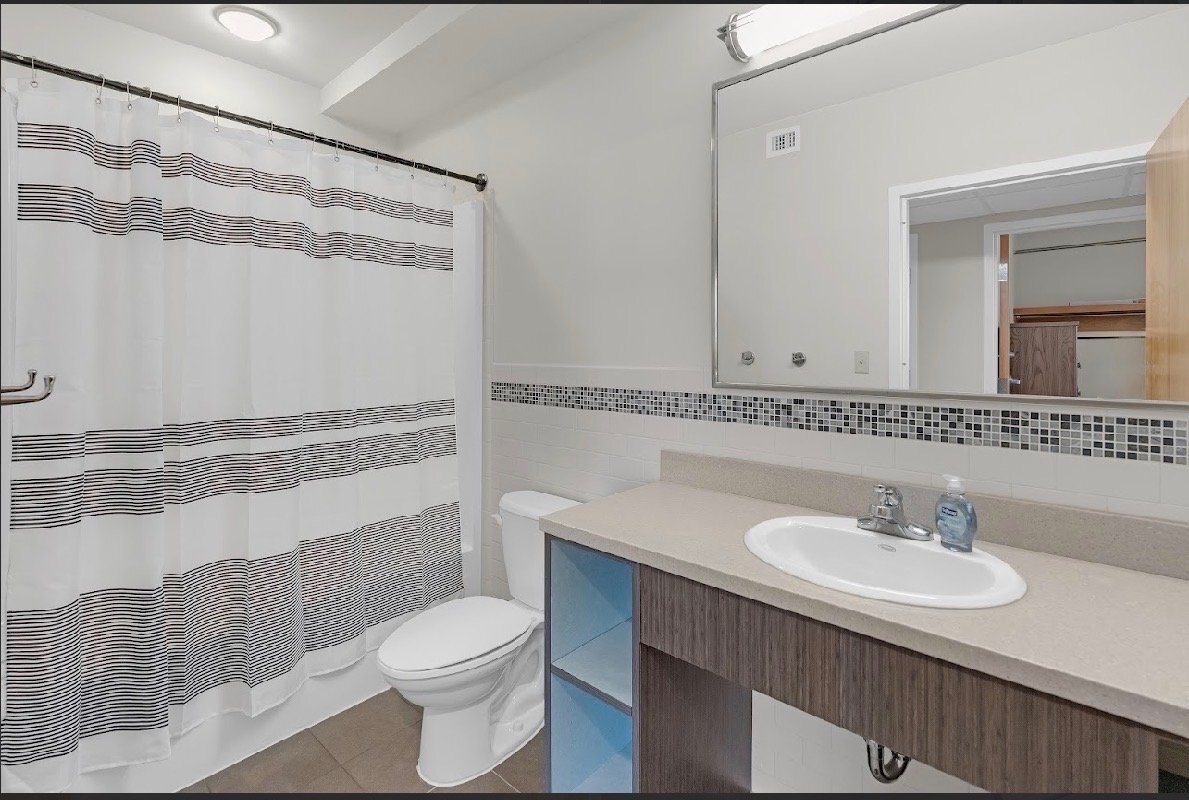 Building Photo - 139 N Barksdale St