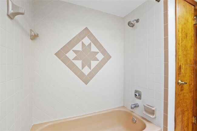 Building Photo - 241 Dartmouth Ave