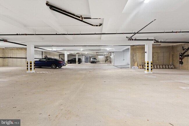 Building Photo - 1221 E Berks St