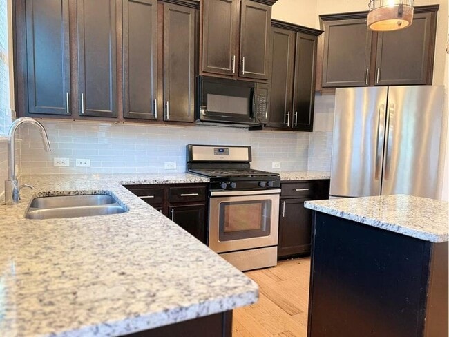 Building Photo - 7208 Lysander Ct