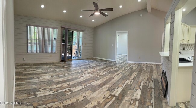 Building Photo - 3556 Lazy Willow Ct