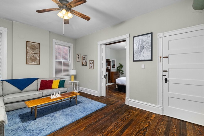 Building Photo - 2819 Shenandoah Ave